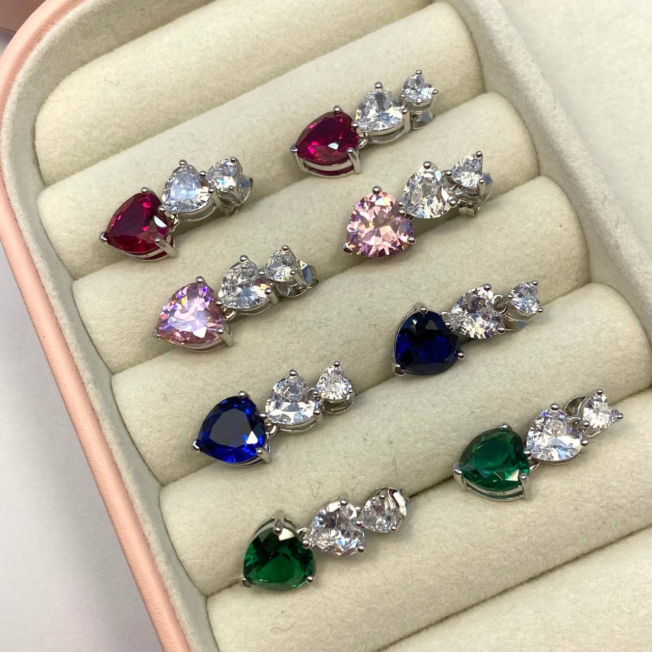 GWG Jewellery Orecchini Pendenti Placcati Argento Sterling Sfera Incastonata con Scintillanti Cristalli Transparenti in Confezione Regalo per Donne GWG Jewellery Orecchini Pendenti Placcati Argento Sterling Sfera Incastonata con Scintillanti Cristalli Transparenti in Confezione Regalo per Donne