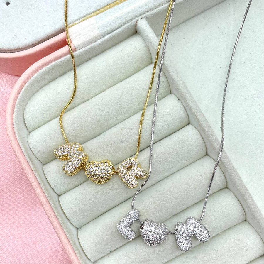 Collana iniziali trendy