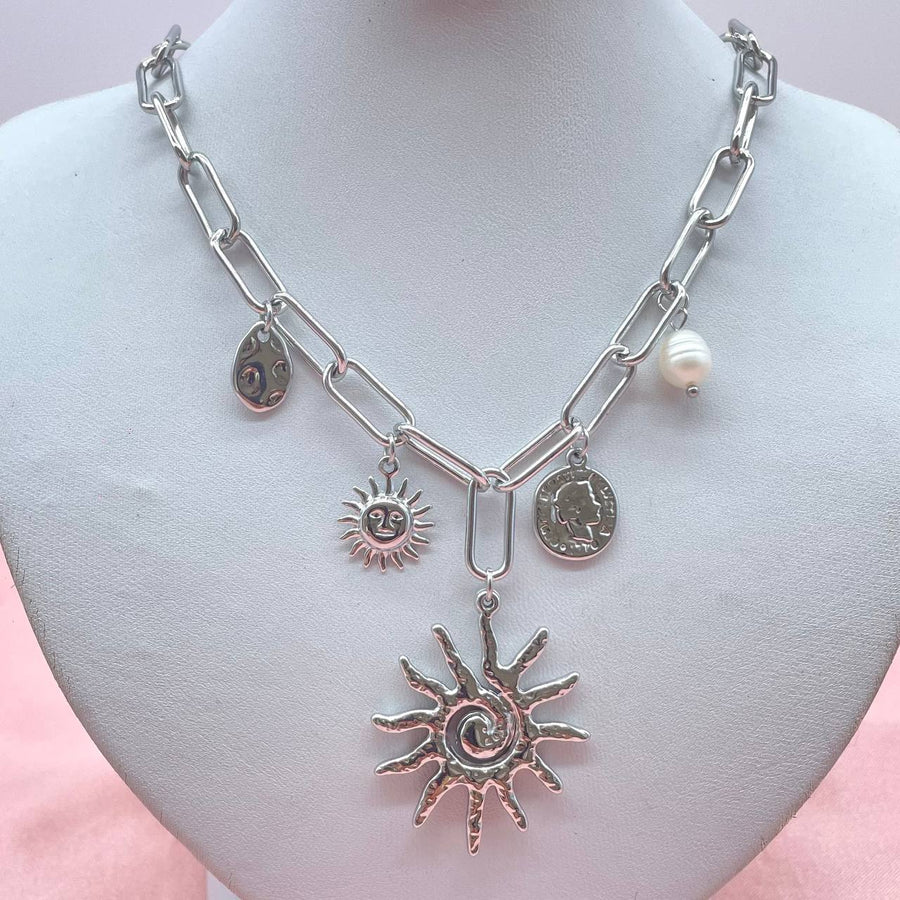 Collana con elementi sun