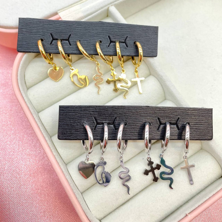 Set of six fantasy earrings